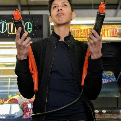 YewanaWhyos's profile picture. Im fake af