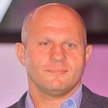 tbeerda's profile picture. uit het oog betekent niet uit het hart