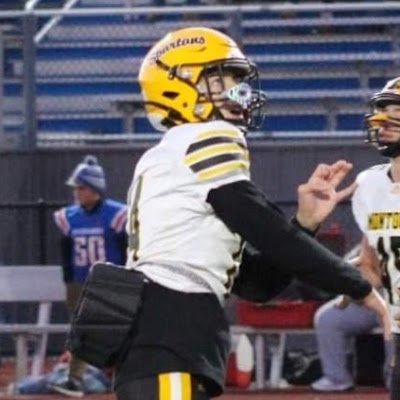 Dennis Trey Hopper | 6'3 175lbs | QB | gpa 3.8 | Class of 2025
trey.dennis.hopper@gmail.com