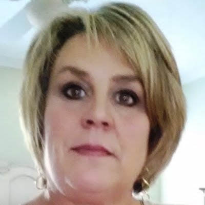 Sharon62834084's profile picture. 