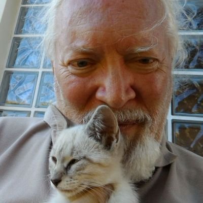 Amante della civiltà vera e felicemente schiavo della ragione. #IostoconConte