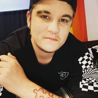 Just your friendly trans queer living his best life :)
