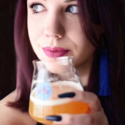 Food + drink writer crushing on everything #OntarioCraftBeer
Unapologetically sarcastic, strong beer drinker.