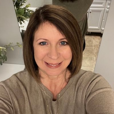 kimmur11's profile picture. 