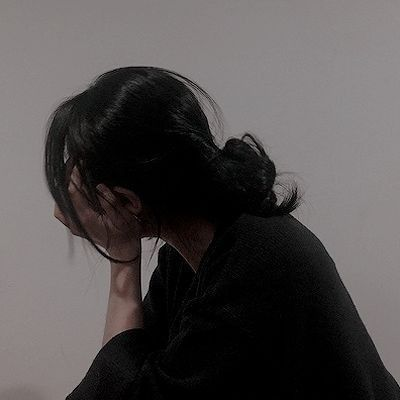 illfittingly's profile picture. fondly regarding