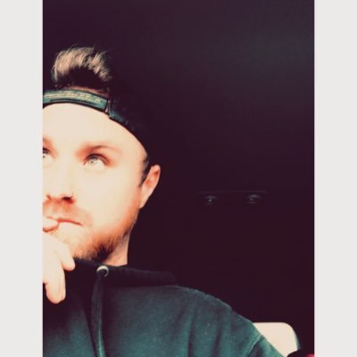 Army Vet | Father | Streamer | 2k Demon | #21 | ~ TWITCH ~ 👉https://t.co/mspRtjdbtG… I broadcast⚾️ MLB 🏀NBA2K22! 😈