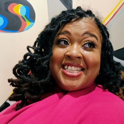 I manage a team of #creativeprofessionals
Certified @EmindsetProfile practitioner & @Elimindset facilitator at @GcmiNation
Branding coach & blogger @Nfluencr