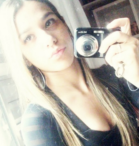 .. GuiadÁ por DEUS & rastreada por ZÉ POVIN ♪ '          
estou smp na @eazyteen :]

http://t.co/bwtPAbUTYO