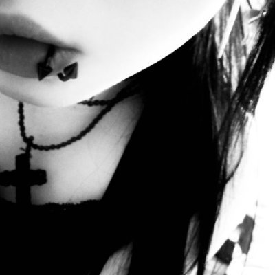 fearFaerie's profile picture. Roblox clothing designer & UGC creator for my various groups