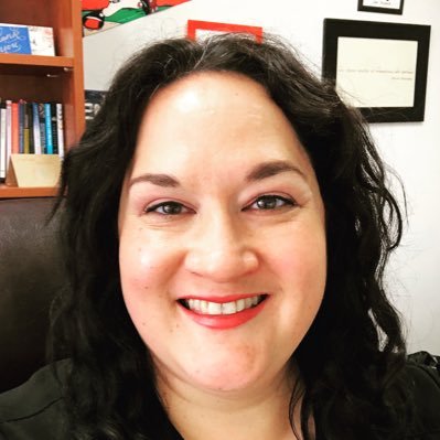 Assis. prof. of rhet/comp @stmarysca. 1st gen ❤️ Accessible health comm & writing pedagogies. #femrhet & anti-ableist. Sojourner. She/her. Views my own.