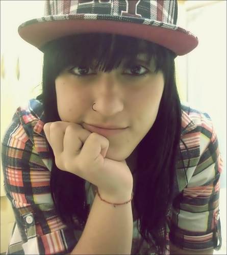 kikymunhoz's profile picture. mais 1 ciumenta nesse mundo .