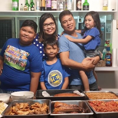 as_pretty_png's profile picture. A mother, a wife, a friend, a daughter, a sister and a total kapamilya addict..