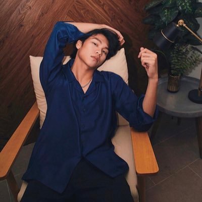 nevergonnaseeme's profile picture. rule #1; just dont get attached 2 smbdy u could lose.