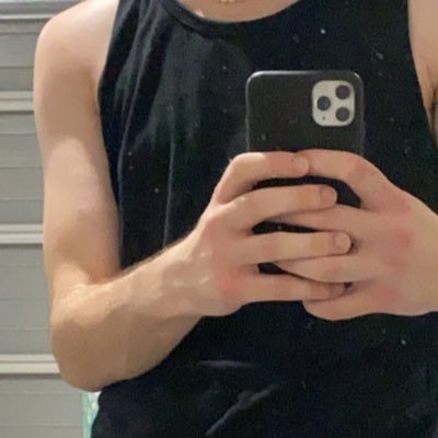 _jakeboyyy's profile picture. 💔