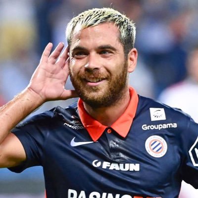 French Winger in FIFA Club Pro 11vs11 since #FIFA15 /