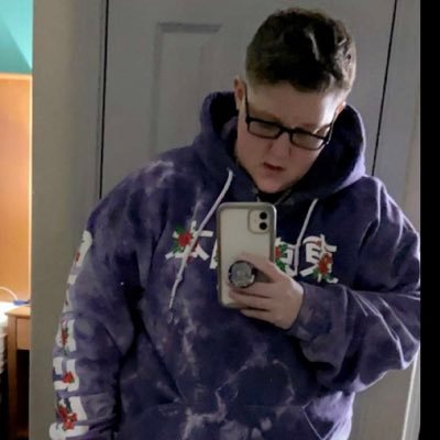 jks254's profile picture. sc: jksmith3913