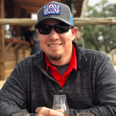 Love to Hunt and Fish. Enjoy Boating, being a Dad to two wonderful children. Can always strive to be a better person. #backtheblue #Wreck’em Tech.