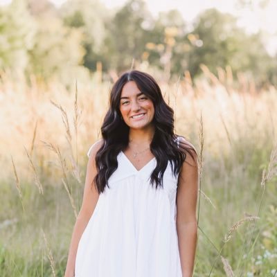 avamiller04's profile picture. 