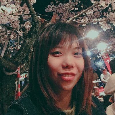 AderMint's profile picture. She/Her