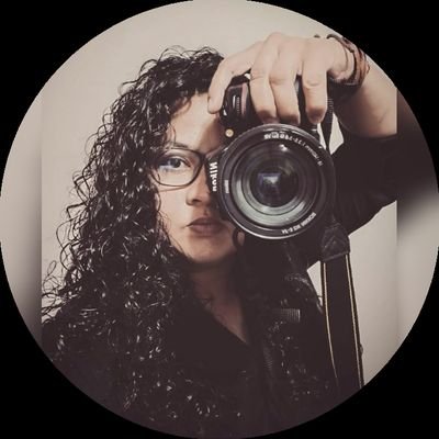 Lic.Ciencias de la Comunicación. 
FOTOGRAFÍA ,VÍDEO, EDICIÓN. 📷🎥💻👉aketzaly.ortiz@gmail.com
♥ Amante de la música de A. Sanz.
