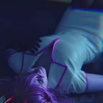Hey 😊
welcome to my page, please feel free to take a noisey,im a gamer & artifact designer,art designer, & photographa,
if you'd like to know more just ask 😊