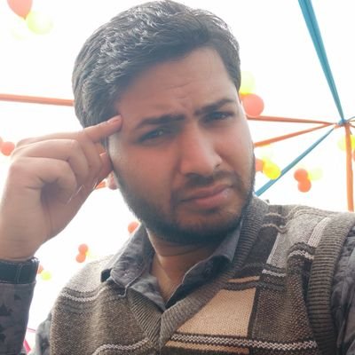 अपनी दुनिया मैं!!
कवि ,व्यंगकार सामाजिक कार्यकर्ता, बेजुबानों का🐒🐦🐕🐈प्रेमी