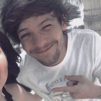~ she/her °•♡ LOVE IS NEVER WRONG🏳️‍🌈°~ track 3,6, on LT2 *°` fan account `~•