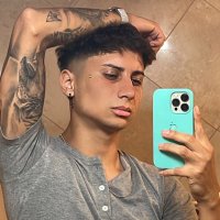 Model Latino (@coffe_cake9) 's Twitter Profile