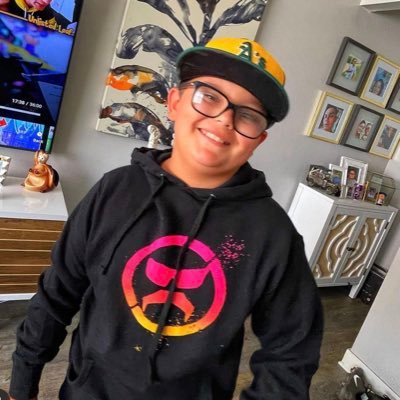 Back to back #Doctober champ 2020 🥇 2021 🥉 and personality in several TV spots for Sonic Drive-In (account handled by parents)