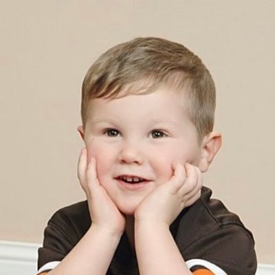 KellyBreunig's profile picture. Wife, mom, runner, educator