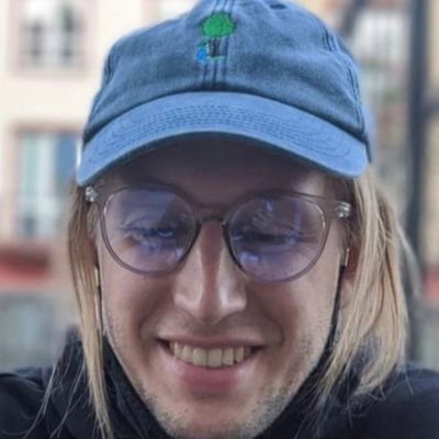 bakingstudio's profile picture. podcast Rozmowy z Mistrzem https://t.co/iScpwmkJ3n