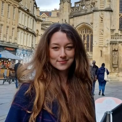 HenriJasmine's profile picture. I'm here to look at memes and chat shit about the patriarchy. Assistant Director based in South Wales. She/her. 🏴󠁧󠁢󠁷󠁬󠁳󠁿🌈