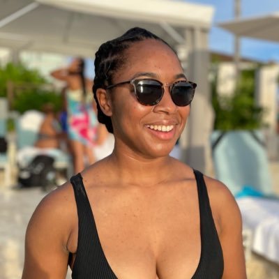 _J_N_G_'s profile picture. 🚁👩🏽‍💻•🤘🏽🚀• OU Alumna • #LLV🤞🏽