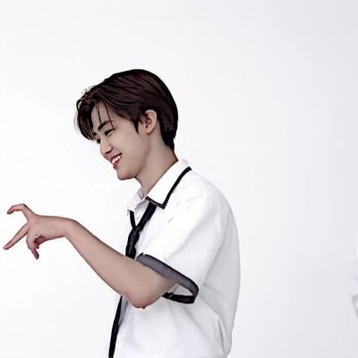 shirenamalfoy's profile picture. akun baca au + random isinya dua followers akunnya olip semua!!
jangan follow!!!!!