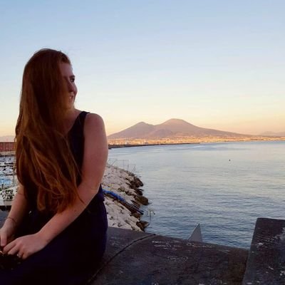 ❤📷 💛🐺 👩🏼🏫📚 💚🤴🏻 💑
Credo che L'umiltà e la positività siano qualità che tutti devono possedere !