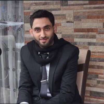 شايب تويتر 🧙🏻‍♂️   من فلسطين ومن غزة تحديداً