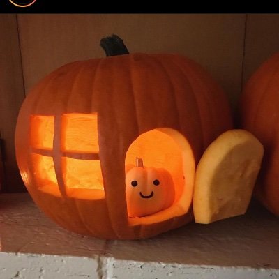 JNimity's profile picture. Thee/thou