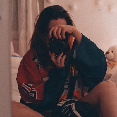 julia_maurer22's profile picture. • Icehockey • Photographer •