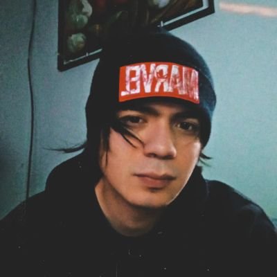 Estudiante y futuro DJ productor
🇲🇽
Que viva la electrónica ❤️