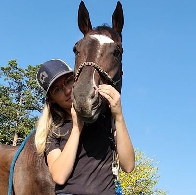 MeganCrowDog's profile picture. 90s baby