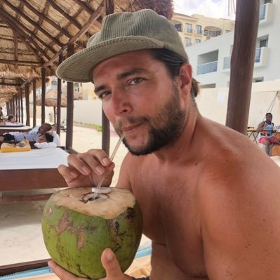 jangiroundstone's profile picture. Aussie living in Hawaii