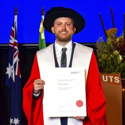 PhD in Forensic Science from @CFS_UTS, post-doc researcher/lecturer @FDCA_UNIL.
Casually printing artificial fingermarks 🤓
Movie enthusiast 🎞