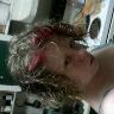 Profile Picture of Lisa Messer (@peaches2sweet4u) on Twitter