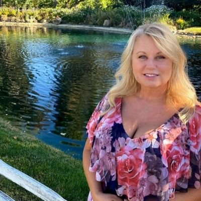 dkm_kate's profile picture. Easy going on