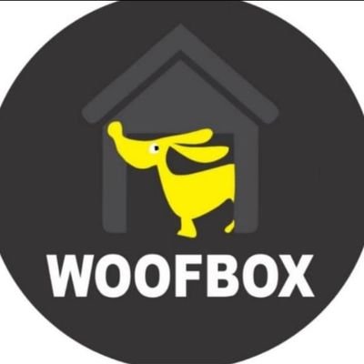 We are a grooming parlor and pet food store in the Sunningdale Blouberg area