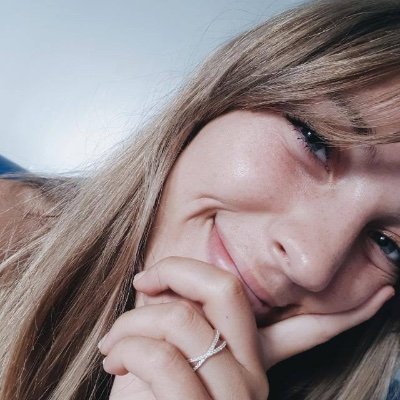 guardare il cielo e chiedersi perché quando non ci sono le nuvole, piove