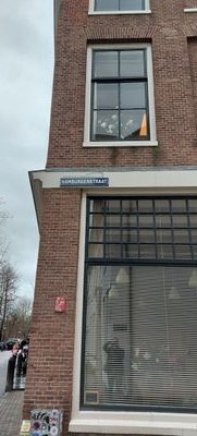 Belg / Vlaming / Antwerpenaar / Chiswickian in Utrecht - ik kan er ook niets aan doen. Ook @chrisdec71 maar daar kan geen mens meer bij, en @belgianrefugees.