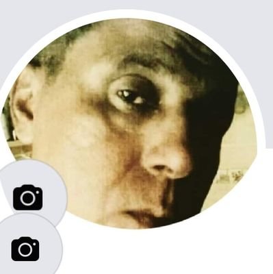 حكيم دائما ما استخدم الحق مع المنطق والحق هو قيمة الشي العقلية والشرعية والمنطق هو صورة الشي العقلية لما تنطبق على الواقع هذه هي الحكمة.