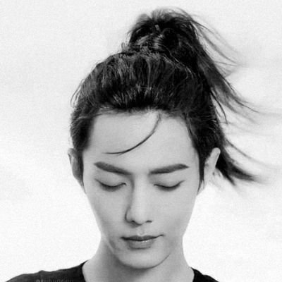 For those who wander through this world, there’s grace in being lost🌹28/06/14- 04/04/18 27/07/22🌹
She/her fan account