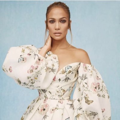 Jlover💍 The Queen @jlo has my heart💗✨